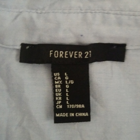 Forever 21 Collared Button Down (cropped) - Picture 6 of 8